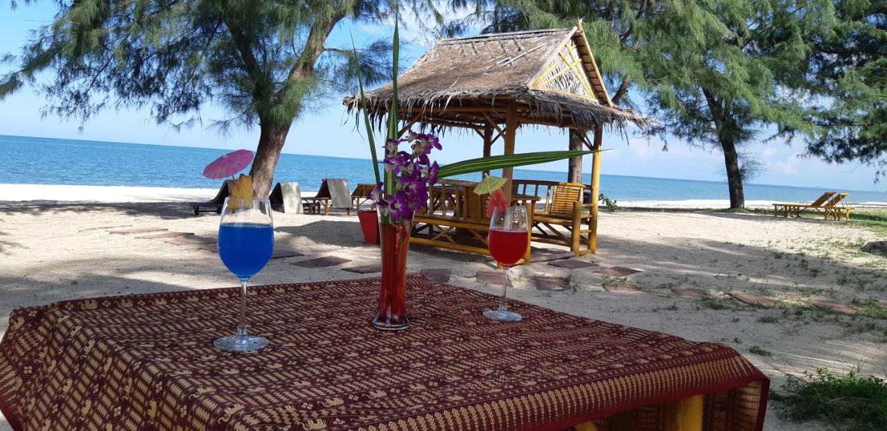 Ao Thai Resort Sathing Phra Exterior foto