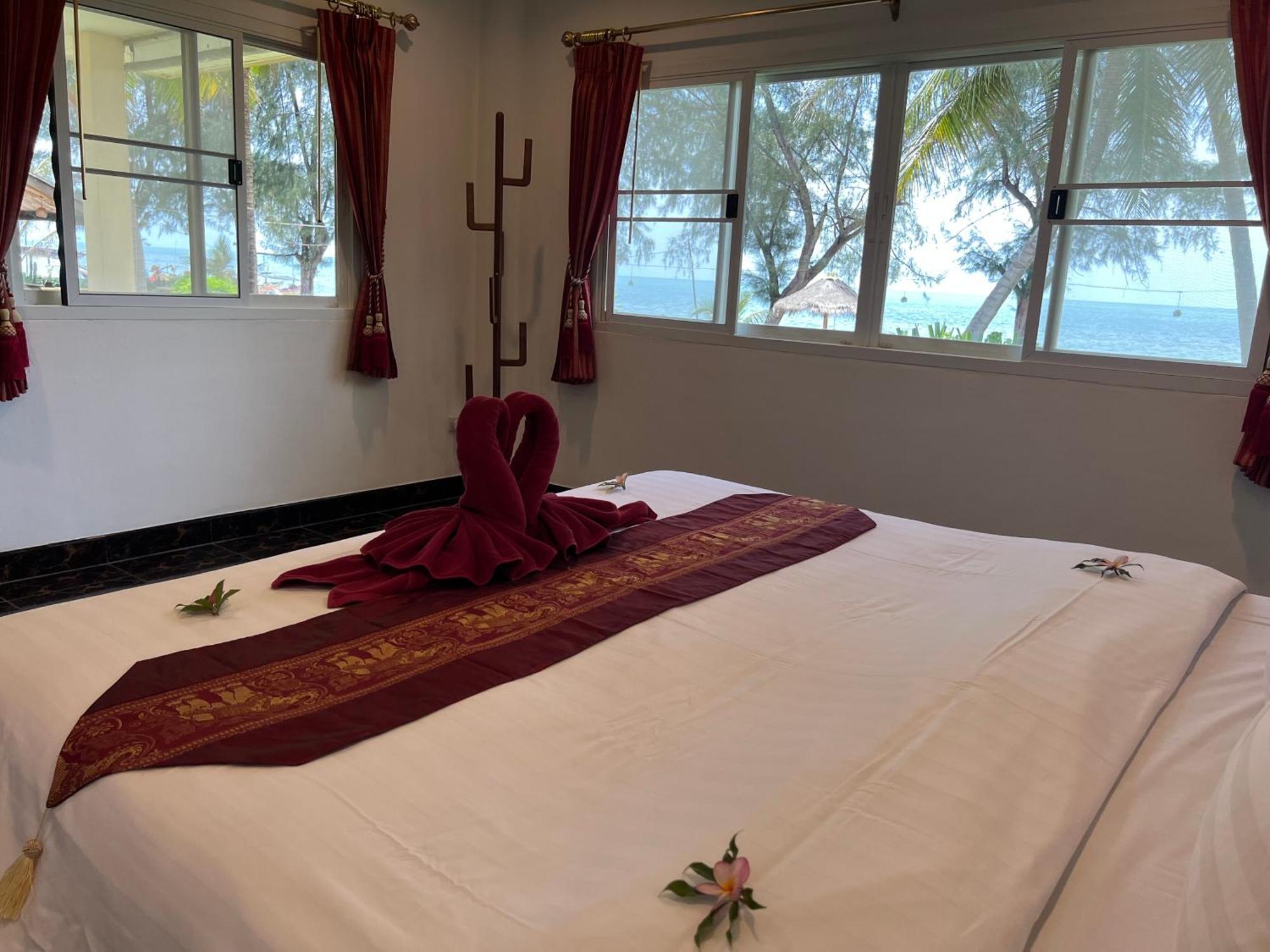 Ao Thai Resort Sathing Phra Exterior foto