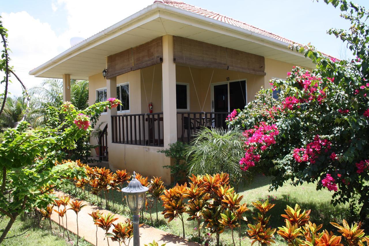 Ao Thai Resort Sathing Phra Exterior foto